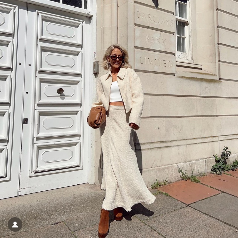 ZARA NEW WOMAN SS23 ECRU LONG TEXTURED SKIRT